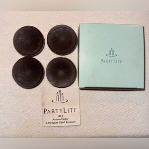 NWOT PartyLite Aroma Melts/4 Melts/Teakwood & Cardamon/2.25”Diam.x5cm/Never Used